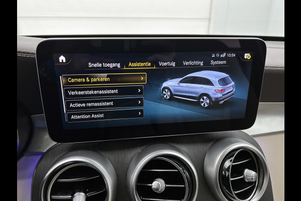 Mercedes-Benz GLC 300e 4MATIC Business Solution Luxury / Trekhaak / 360camera / Navi / Panorama dak / Leder Bicolor / Apk 11-2027