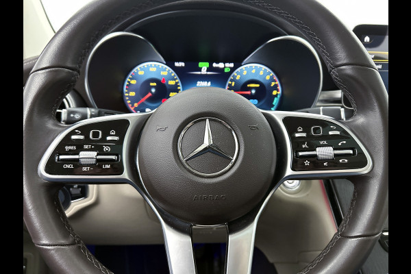 Mercedes-Benz GLC 300e 4MATIC Business Solution Luxury / Trekhaak / 360camera / Navi / Panorama dak / Leder Bicolor / Apk 11-2027