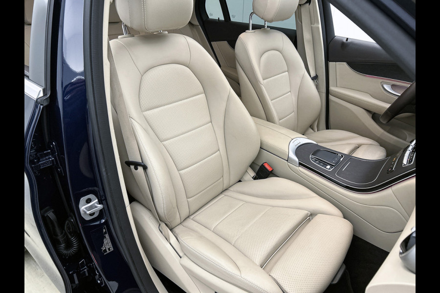 Mercedes-Benz GLC 300e 4MATIC Business Solution Luxury / Trekhaak / 360camera / Navi / Panorama dak / Leder Bicolor / Apk 11-2027