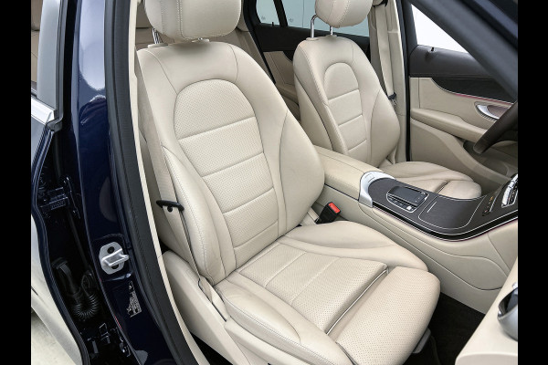 Mercedes-Benz GLC 300e 4MATIC Business Solution Luxury / Trekhaak / 360camera / Navi / Panorama dak / Leder Bicolor / Apk 11-2027
