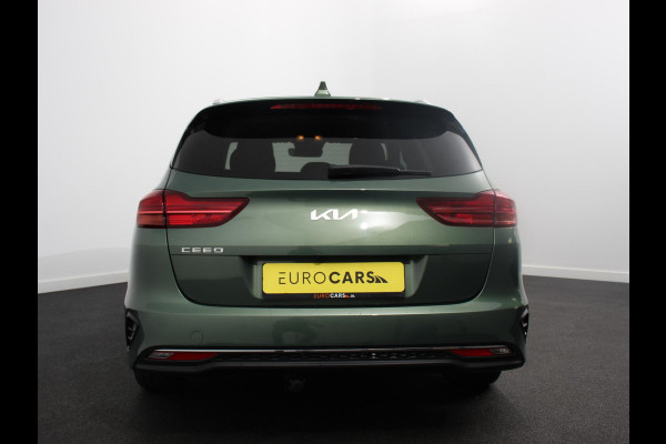 Kia Ceed Sportswagon 1.0 T-GDi 120pk DynamicLine Climate control Cruise control Achteruitrijcamera Verwarmde voorstoelen Stuurverwarming Afneembare trekhaak Navigatie Apple Carplay/ Android Auto Extra Getint Glas