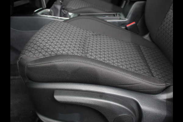 Kia Ceed Sportswagon 1.0 T-GDi 120pk DynamicLine Climate control Cruise control Achteruitrijcamera Verwarmde voorstoelen Stuurverwarming Afneembare trekhaak Navigatie Apple Carplay/ Android Auto Extra Getint Glas
