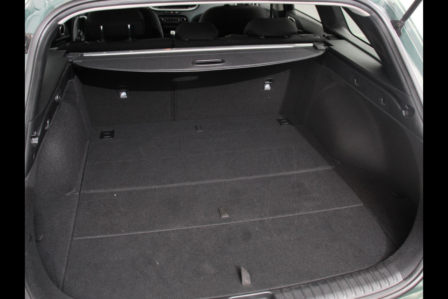 Kia Ceed Sportswagon 1.0 T-GDi 120pk DynamicLine Climate control Cruise control Achteruitrijcamera Verwarmde voorstoelen Stuurverwarming Afneembare trekhaak Navigatie Apple Carplay/ Android Auto Extra Getint Glas
