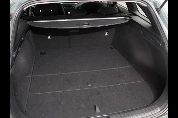 Kia Ceed Sportswagon 1.0 T-GDi 120pk DynamicLine Climate control Cruise control Achteruitrijcamera Verwarmde voorstoelen Stuurverwarming Afneembare trekhaak Navigatie Apple Carplay/ Android Auto Extra Getint Glas