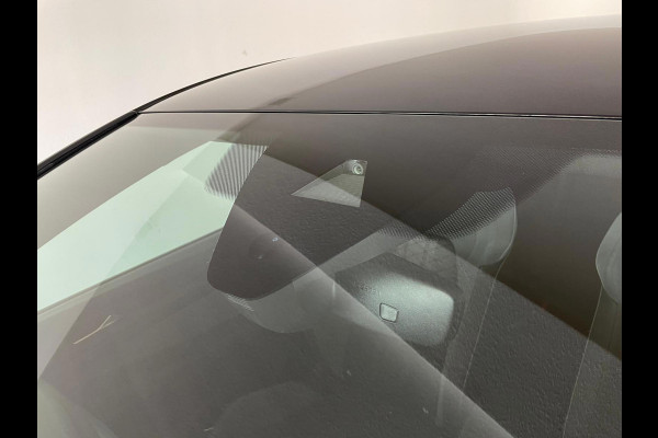 Volkswagen Golf 1.5 TSI R-Line AIRCO NAVI CRUISE STOELVERW VELGEN MULTI STUUR APPLE CARPLAY HARMAN KARDON ZEER NETTE AUTO