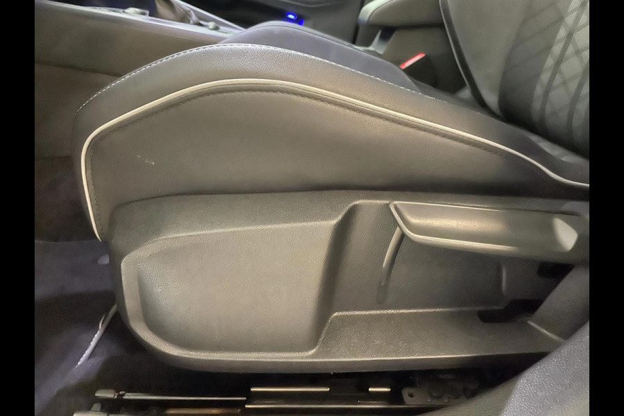 Volkswagen Golf 1.5 TSI R-Line AIRCO NAVI CRUISE STOELVERW VELGEN MULTI STUUR APPLE CARPLAY HARMAN KARDON ZEER NETTE AUTO
