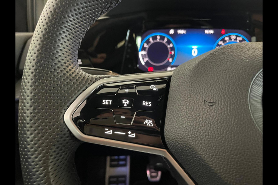 Volkswagen Golf 1.5 TSI R-Line AIRCO NAVI CRUISE STOELVERW VELGEN MULTI STUUR APPLE CARPLAY HARMAN KARDON ZEER NETTE AUTO