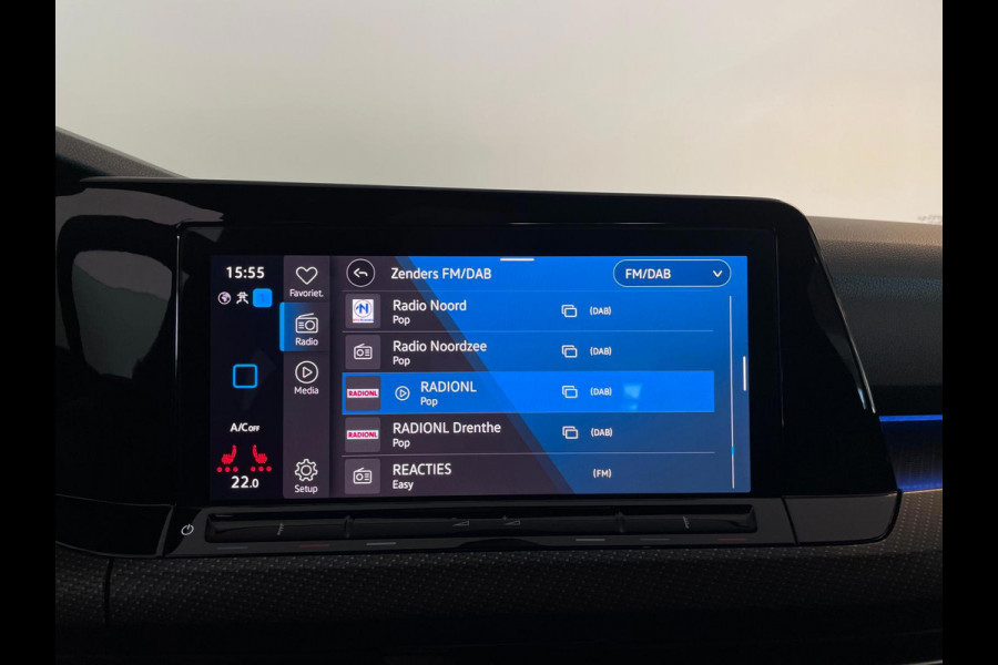 Volkswagen Golf 1.5 TSI R-Line AIRCO NAVI CRUISE STOELVERW VELGEN MULTI STUUR APPLE CARPLAY HARMAN KARDON ZEER NETTE AUTO