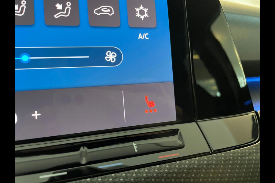 Volkswagen Golf 1.5 TSI R-Line AIRCO NAVI CRUISE STOELVERW VELGEN MULTI STUUR APPLE CARPLAY HARMAN KARDON ZEER NETTE AUTO