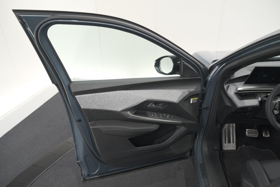 Peugeot 3008 Hybrid 145 e-DCS6 GT | Trekhaak | Adaptieve Cruise Control | Elektronische Kofferklep | Camera