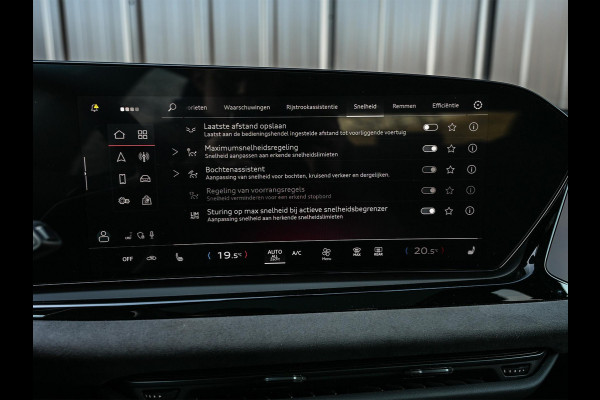 Audi A6 Avant 3.0 TFSI 368PK Quattro S-Edition | Achterasbesturing | B&O | Head-up | Luchtvering | 360 Camera | Carbon inleg | Panoramadak | Soft close | Memory seats | Elektr. verst. stuur |