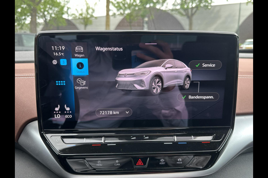Volkswagen ID.5 PRO PERFORMANCE 77 kWh SOH 92% | CAMERA | STOEL + STUURVERWARMING | RIJKLAAR GELEVERD MET 12 MND BOVAG GARANTIE |
