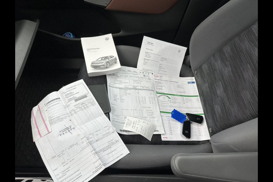Volkswagen ID.5 PRO PERFORMANCE 77 kWh SOH 92% | CAMERA | STOEL + STUURVERWARMING | RIJKLAAR GELEVERD MET 12 MND BOVAG GARANTIE |