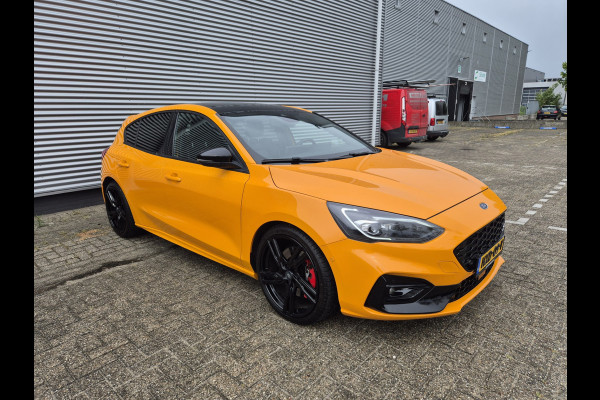 Ford Focus 2.3 EcoBoost ST-3 ,Panorama,Nav-Carplay-Head-Up,Stoel-stuur-voorruitverwarming,Park-control,