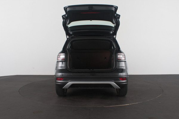 Volkswagen T-Cross 1.0 TSI Life > Navigatie/Adaptive Cruise Control ACC/All season banden