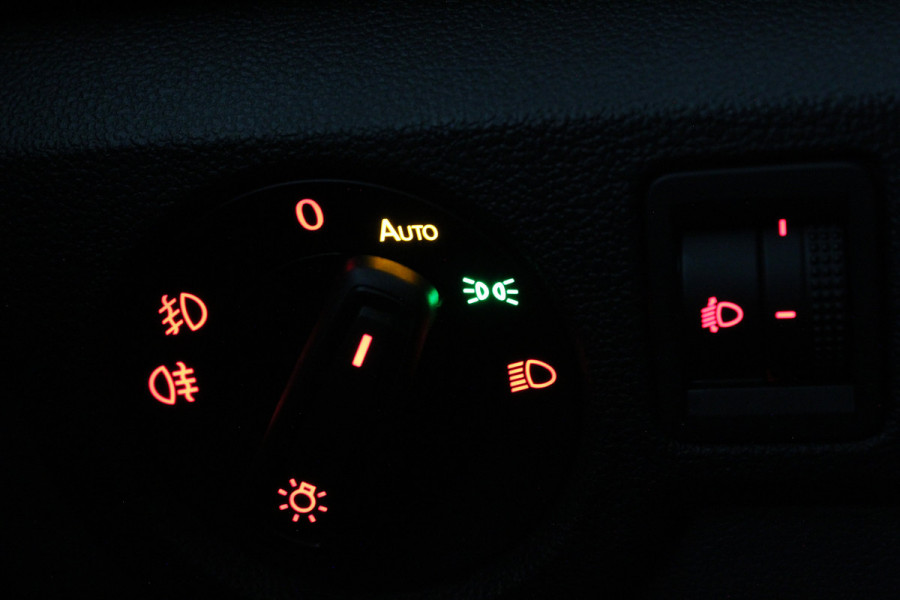 Volkswagen T-Cross 1.0 TSI Life > Navigatie/Adaptive Cruise Control ACC/All season banden