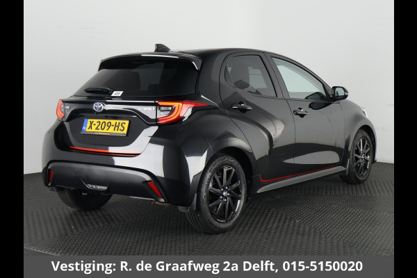 Toyota Yaris 1.5 Hybrid Black Edition | Apple Carplay & AndroidAUTO | Stoelverwarming | Camera | Privacy Glass |