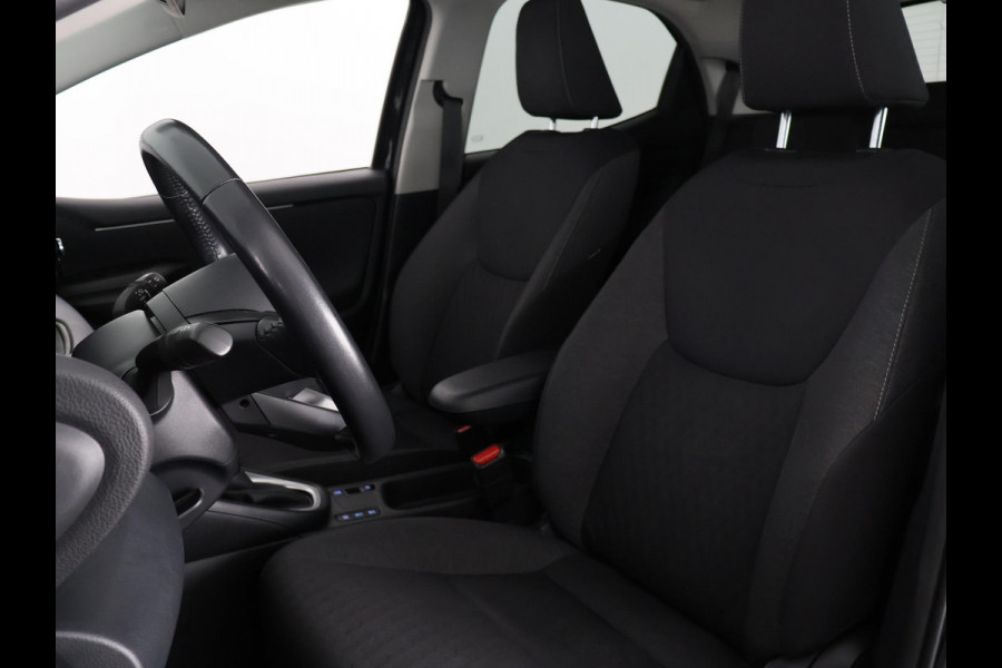 Toyota Yaris 1.5 Hybrid Black Edition | Apple Carplay & AndroidAUTO | Stoelverwarming | Camera | Privacy Glass |