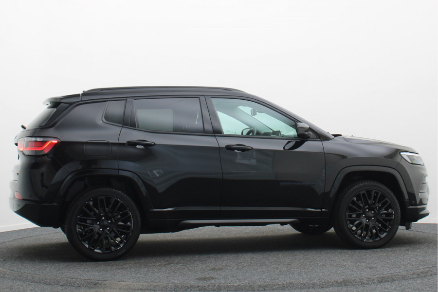 Jeep Compass 4xe 240 Plug-in Hybrid Electric S Leer, Virtual Cockpit, Camera, Stuur-/Stoelverwarming, ACC, Apple Carplay, 19"