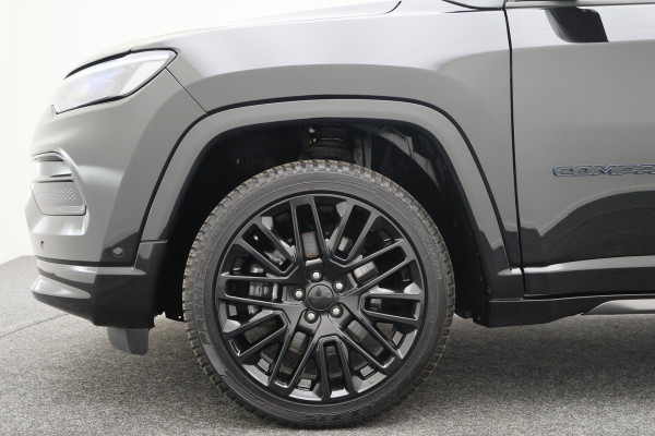 Jeep Compass 4xe 240 Plug-in Hybrid Electric S Leer, Virtual Cockpit, Camera, Stuur-/Stoelverwarming, ACC, Apple Carplay, 19"