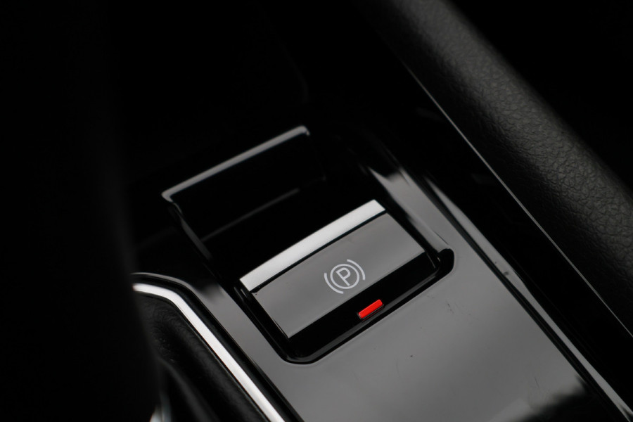Jeep Compass 4xe 240 Plug-in Hybrid Electric S Leer, Virtual Cockpit, Camera, Stuur-/Stoelverwarming, ACC, Apple Carplay, 19"