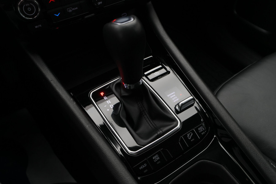 Jeep Compass 4xe 240 Plug-in Hybrid Electric S Leer, Virtual Cockpit, Camera, Stuur-/Stoelverwarming, ACC, Apple Carplay, 19"