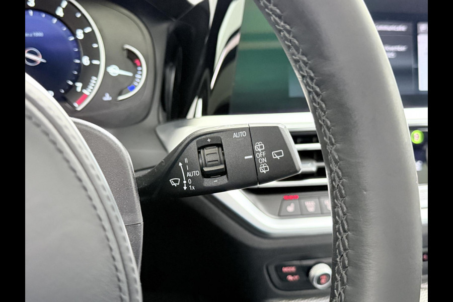 BMW 3 Serie Touring 320i Executive M Sport PANORAMADAK | ADAPTIVE CRUISE | BMW DEALER ONDERHOUDEN | GROOT ONDERHOUD GEHAD | RIJKLAAR | ELEKTRISCHE ACHTERKLEP | CAMERA | STOELVERWARMING | 12 MND BOVAG GARANTIE | APPLE CARPLAY