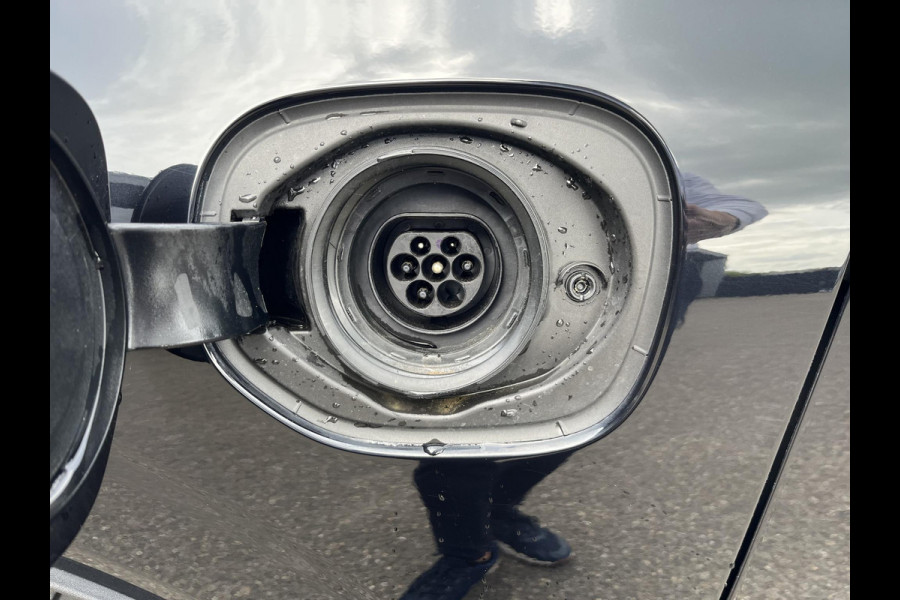 Volvo XC60 AWD Recharge PANORAMA DAK | APPLE CAR. | 360° CAM | DEALER ONDERHOUDEN | MEM. SEAT | 21 INCH VELGEN