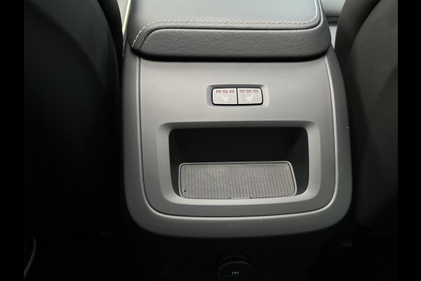 Volvo XC60 AWD Recharge PANORAMA DAK | APPLE CAR. | 360° CAM | DEALER ONDERHOUDEN | MEM. SEAT | 21 INCH VELGEN