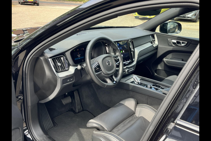 Volvo XC60 AWD Recharge PANORAMA DAK | APPLE CAR. | 360° CAM | DEALER ONDERHOUDEN | MEM. SEAT | 21 INCH VELGEN