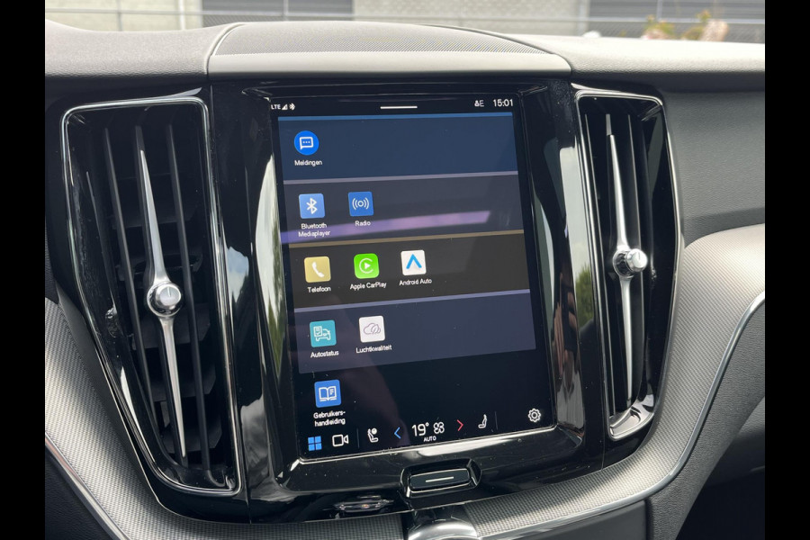 Volvo XC60 AWD Recharge PANORAMA DAK | APPLE CAR. | 360° CAM | DEALER ONDERHOUDEN | MEM. SEAT | 21 INCH VELGEN