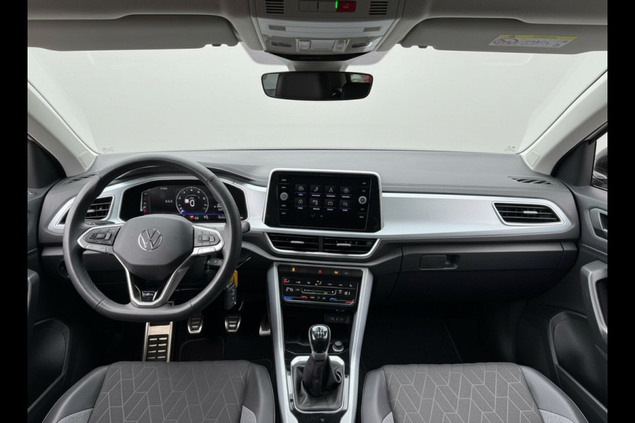 Volkswagen T-Roc TSI 115PK LIFE GOAL EDITION VIRTUAL/NAVI/ACC/STOELVERW.