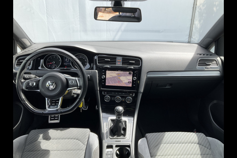 Volkswagen Golf 1.4 TSI Highline Business R-Line Adap.Cruise Navi Pdc Clima Led Voll.Onderhouden!