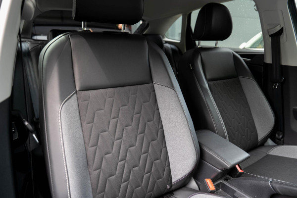 Volkswagen Taigo 1.0 TSI Life | Navi | Cruise | Carplay | Automaat