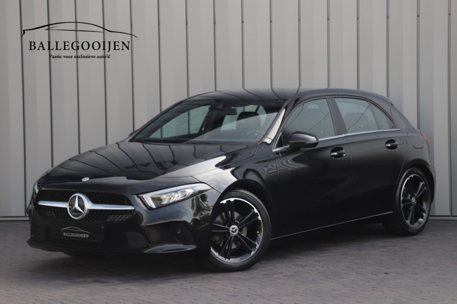 Mercedes-Benz A-Klasse 180d Business Solution | 116PK | Led | Widescreen | Stoelverwarming | Trekhaak | Cruise | NL-Auto | 2018.