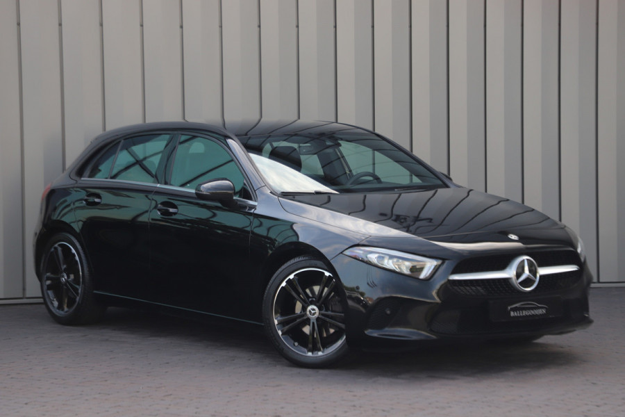 Mercedes-Benz A-Klasse 180d Business Solution | 116PK | Led | Widescreen | Stoelverwarming | Trekhaak | Cruise | NL-Auto | 2018.