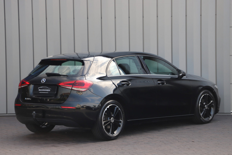 Mercedes-Benz A-Klasse 180d Business Solution | 116PK | Led | Widescreen | Stoelverwarming | Trekhaak | Cruise | NL-Auto | 2018.