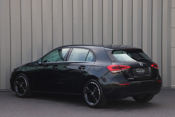 Mercedes-Benz A-Klasse 180d Business Solution | 116PK | Led | Widescreen | Stoelverwarming | Trekhaak | Cruise | NL-Auto | 2018.