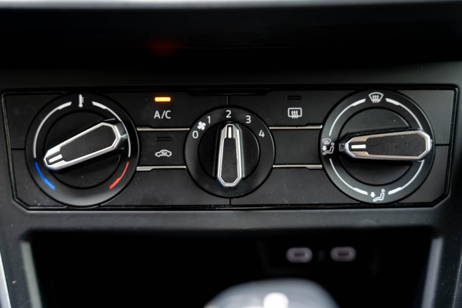 Volkswagen Taigo 1.0 TSI Life Edition | Carplay | Stoelverwarming | Cruise