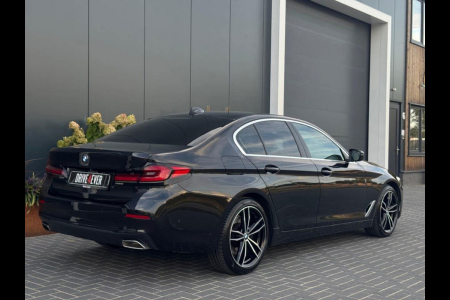 BMW 5 Serie 520i High Executive| Pano | Leder | Cruise