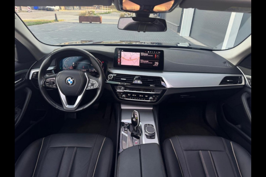 BMW 5 Serie 520i High Executive| Pano | Leder | Cruise