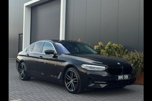 BMW 5 Serie 520i High Executive| Pano | Leder | Cruise
