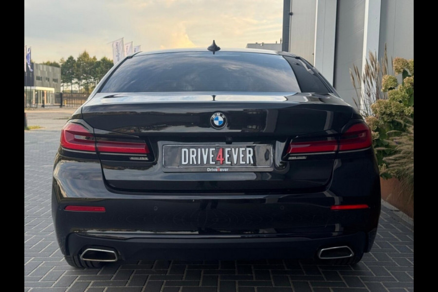 BMW 5 Serie 520i High Executive| Pano | Leder | Cruise