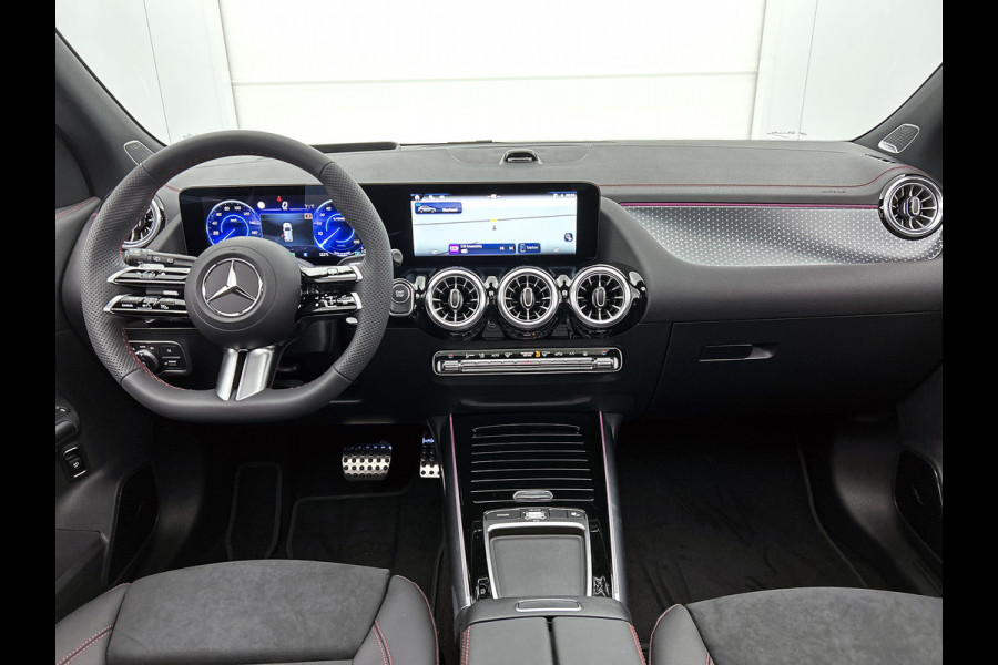 Mercedes-Benz EQA 250+ Business Solution AMG 71 kWh | Trekhaak | 20" multispaaks AMG velgen | Panoramaschuifdak | Smartphone integratie | 360° camera | Sierdelen in Star Pattern | Burmester Surround Sound |