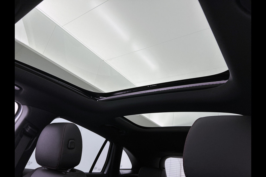 Mercedes-Benz EQA 250+ Business Solution AMG 71 kWh | Trekhaak | 20" multispaaks AMG velgen | Panoramaschuifdak | Smartphone integratie | 360° camera | Sierdelen in Star Pattern | Burmester Surround Sound |