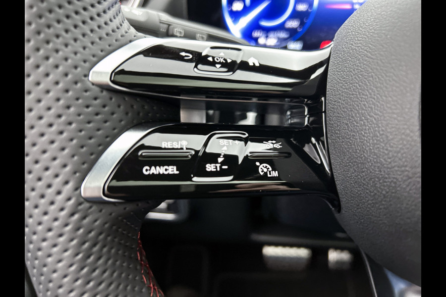 Mercedes-Benz EQA 250+ Business Solution AMG 71 kWh | Trekhaak | 20" multispaaks AMG velgen | Panoramaschuifdak | Smartphone integratie | 360° camera | Sierdelen in Star Pattern | Burmester Surround Sound |
