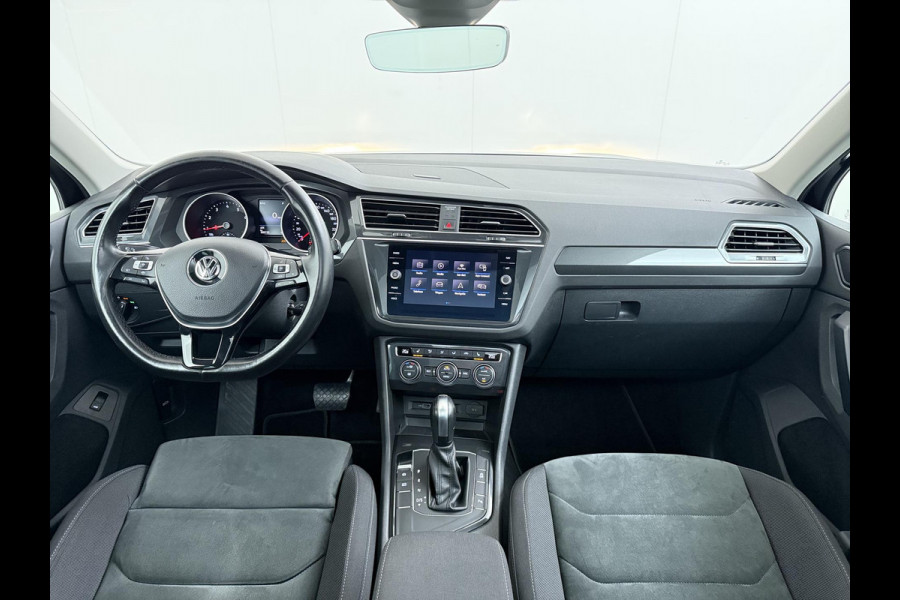 Volkswagen Tiguan 1.5 TSI ACT Comfortline Business ORIGINEEL NL AUTO MET NAP | AUTOMAAT | PANORAMADAK | ADAPTIVE CRUISE CONTROL | STOELVERWARMING | ELEKTRISCHE ACHTERKLEP | RIJKLAARPRIJS INCL. 12 MND BOVAG GARANTIE