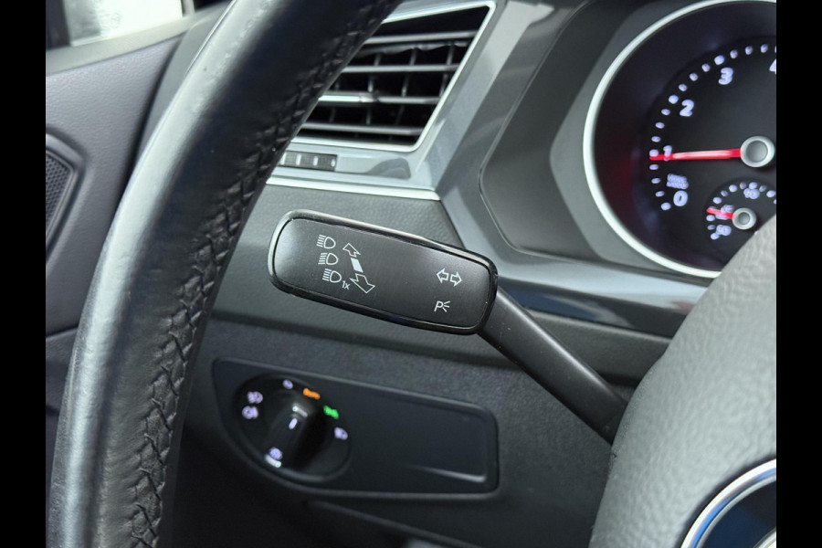 Volkswagen Tiguan 1.5 TSI ACT Comfortline Business ORIGINEEL NL AUTO MET NAP | AUTOMAAT | PANORAMADAK | ADAPTIVE CRUISE CONTROL | STOELVERWARMING | ELEKTRISCHE ACHTERKLEP | RIJKLAARPRIJS INCL. 12 MND BOVAG GARANTIE