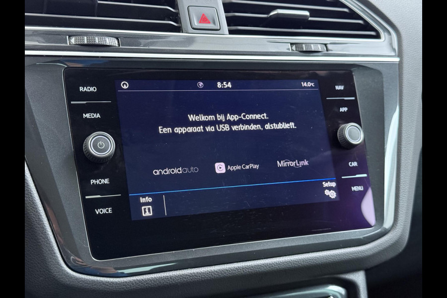 Volkswagen Tiguan 1.5 TSI ACT Comfortline Business ORIGINEEL NL AUTO MET NAP | AUTOMAAT | PANORAMADAK | ADAPTIVE CRUISE CONTROL | STOELVERWARMING | ELEKTRISCHE ACHTERKLEP | RIJKLAARPRIJS INCL. 12 MND BOVAG GARANTIE