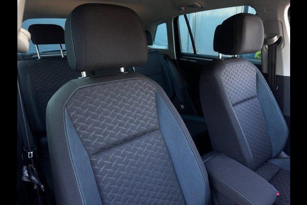 Volkswagen Tiguan 1.5 TSI ACT Highline | 150 PK | Stoelverwarming | PDC Rondom | Adaptive Cruise | Climate Control